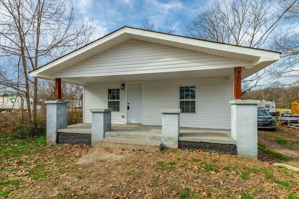109 Donnelly Street, Rossville