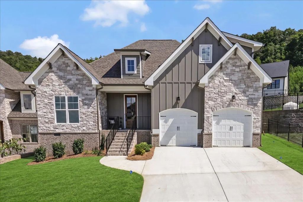 9888 Trestle Circle, Ooltewah