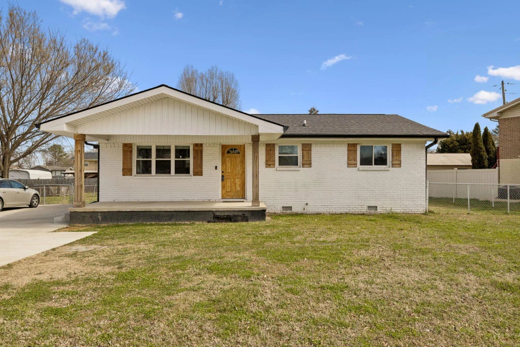 697 Cross Street, Rossville