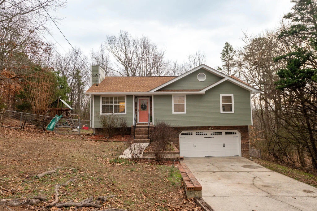 136 Campbell Circle, Ringgold