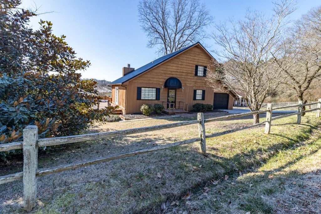 7 Broadway Street, Rossville