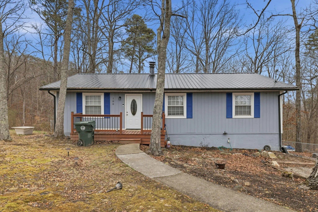 180 Creeks Bend Drive, Ringgold