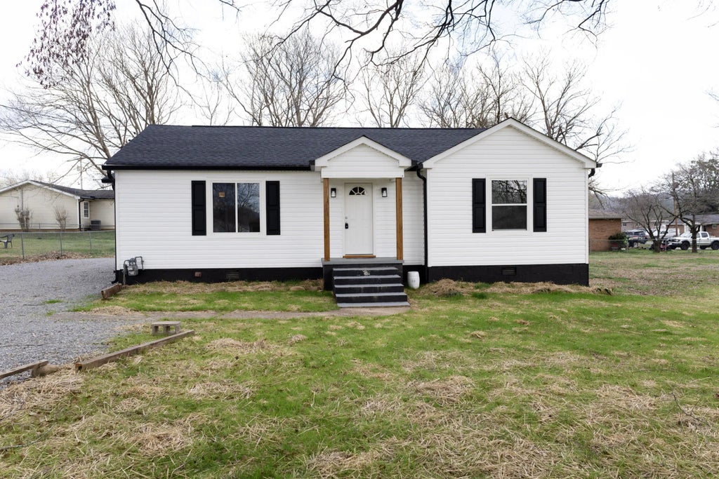 4752 Happy Valley Road, Flintstone