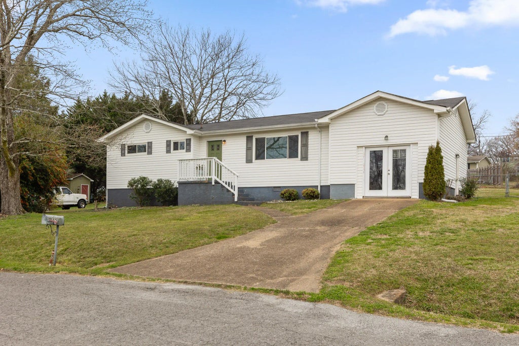 45 Virginia Avenue, Rossville