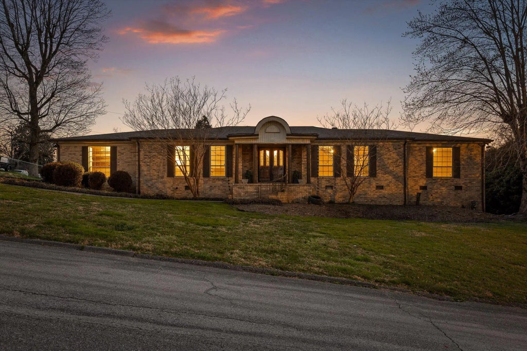 100 Pine Cone Lane, Chattanooga