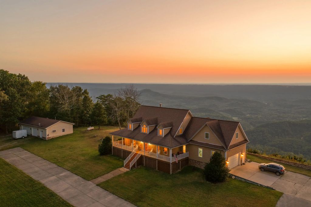 4223 Sunset Drive, Rising Fawn