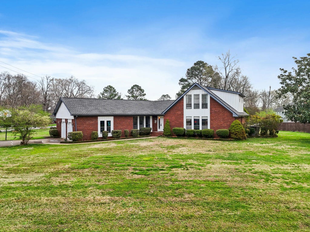 201 Westgate Road, Hixson
