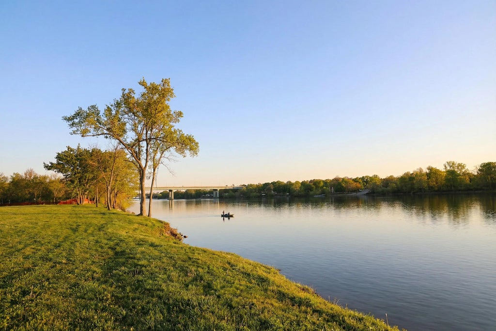 1102 Riverbank Ridge, Chattanooga