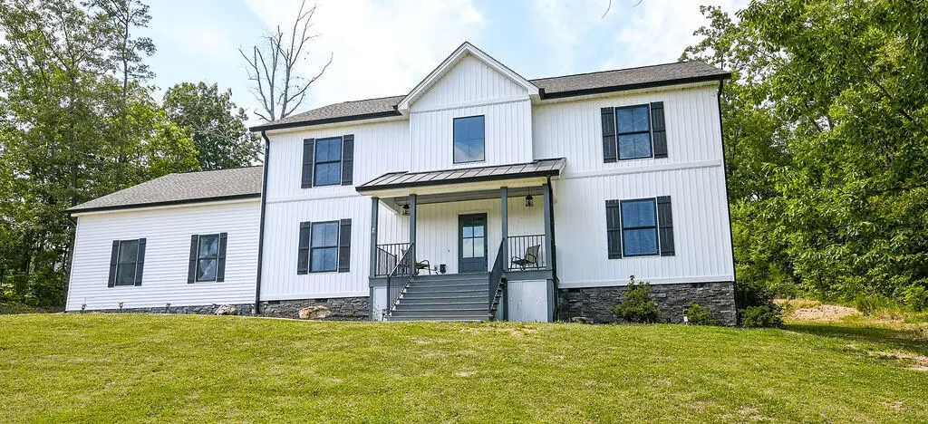 267 Lower Woods Trail, Cleveland