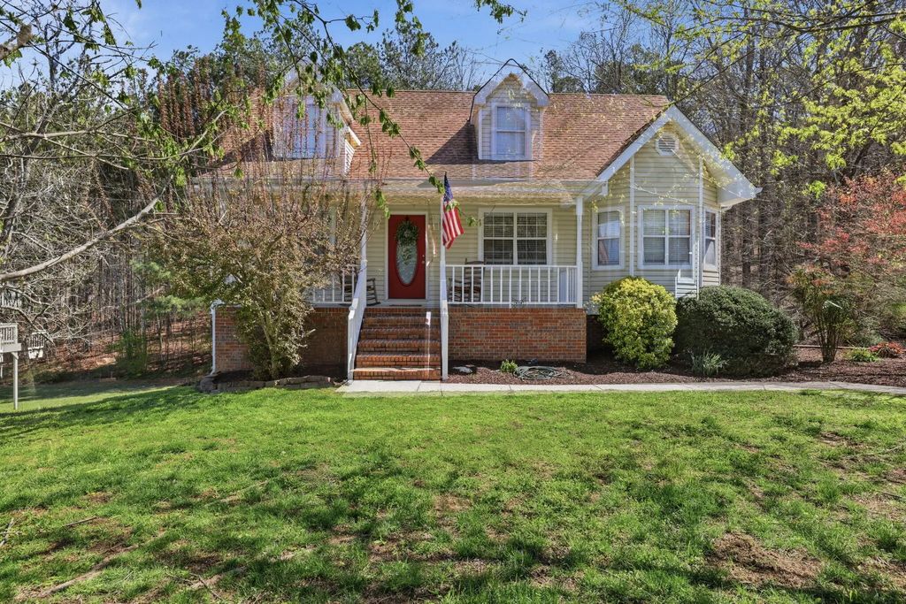 317 Middle View Drive, Ringgold