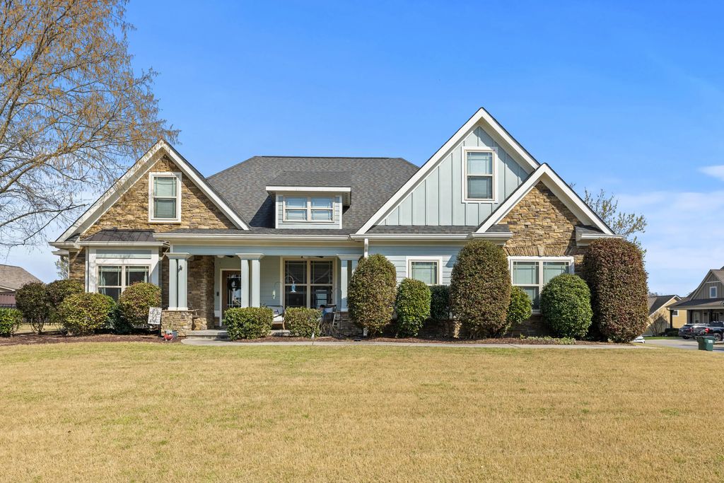 11 Sawtooth Oak Trail, Ringgold