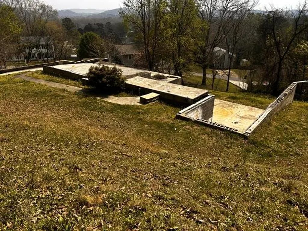 302 Stanley Drive, Ringgold