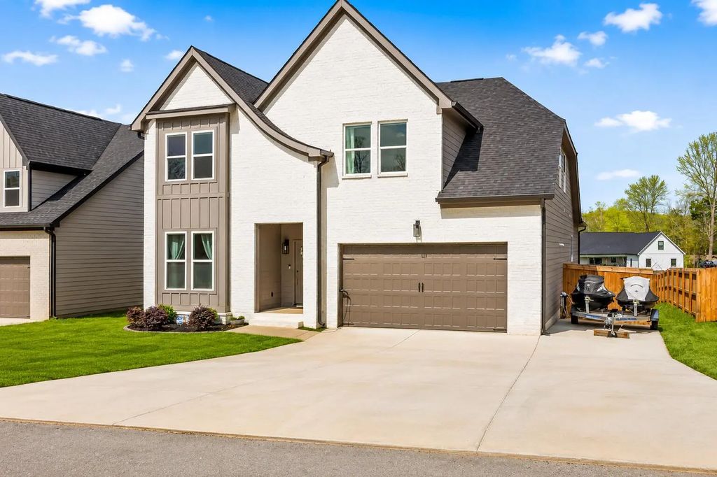 8377 Snowdrop Way, Ooltewah