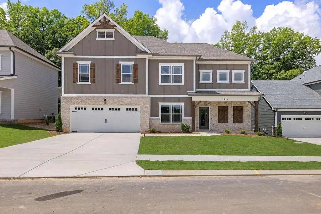 9828 Mayfly Road, Ooltewah
