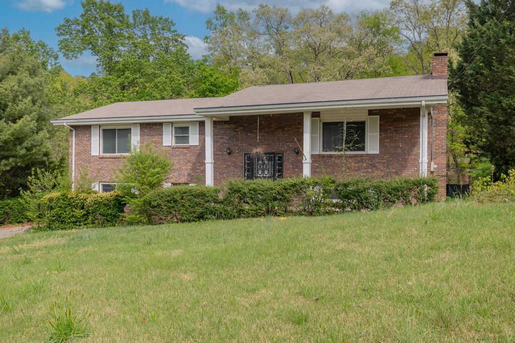 325 Cindy Circle, Ringgold