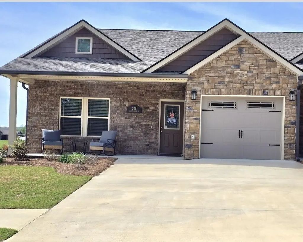208 Clear Crk Drive, Ringgold