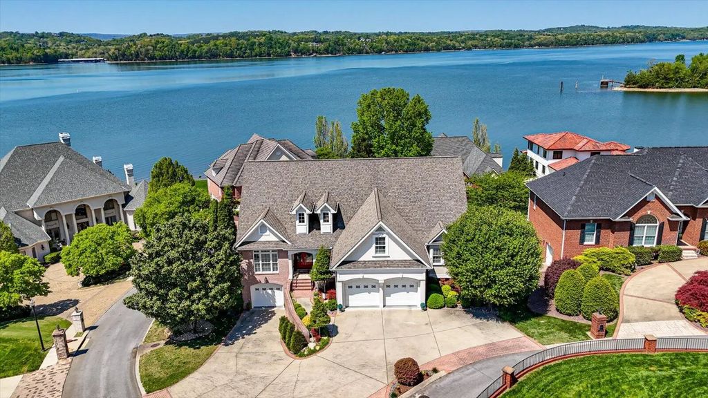 4448 Sailmaker Circle, Chattanooga