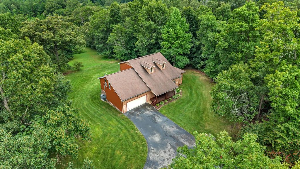 250 Outlet Road, Cleveland