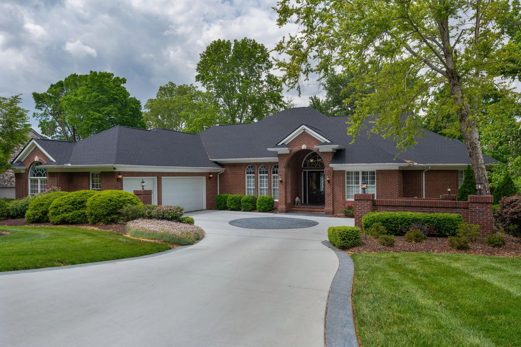 4925 Bal Harbor Circle, Chattanooga