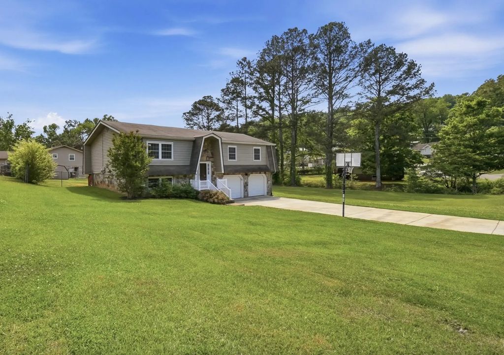 483 Foster Drive, Ringgold