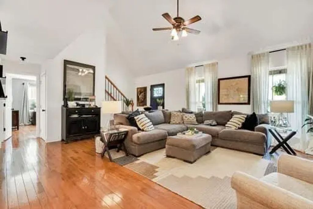 310 Silver Springs Trail, Cleveland