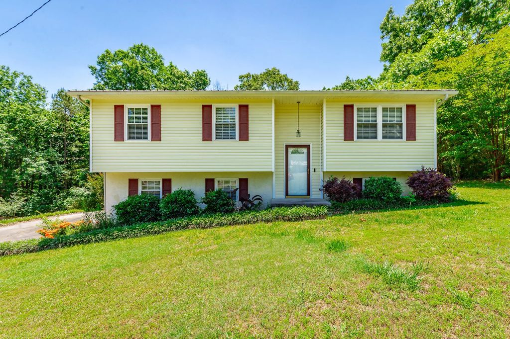 2361 Rolling Brook Drive, Cleveland