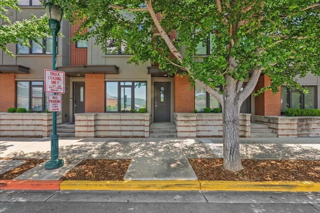 129 Walnut Street, Chattanooga