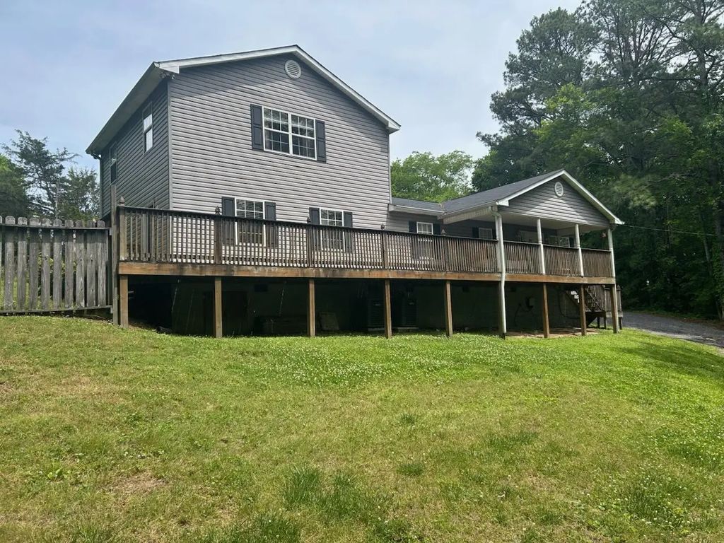 276 Hoover Road, Ringgold