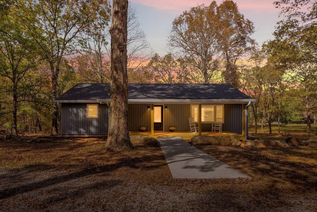1860 Plum Nelly Road, Rising Fawn