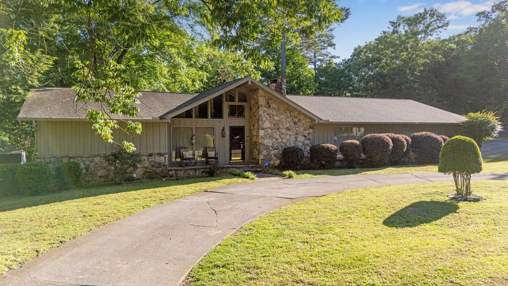 211 Blueberry Hill Road, Cleveland