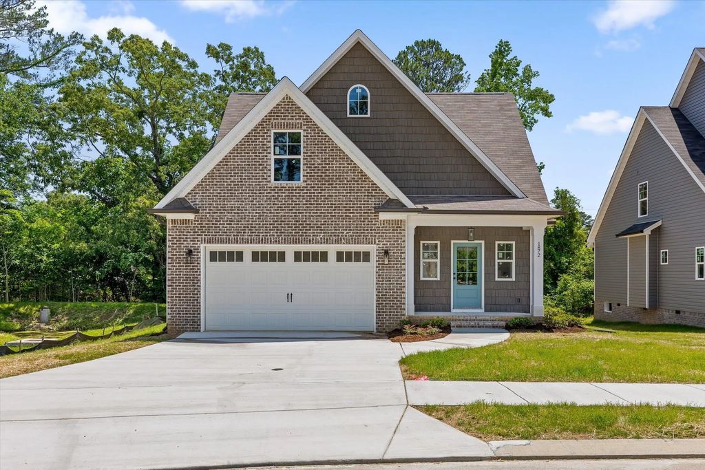 1872 Oakvale Drive, Chattanooga