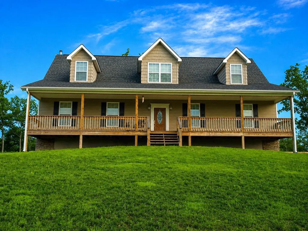 2474 N Marble Top Road, Chickamauga
