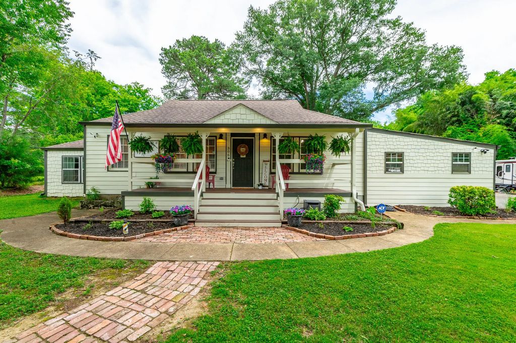 306 Laverne Drive, Chattanooga