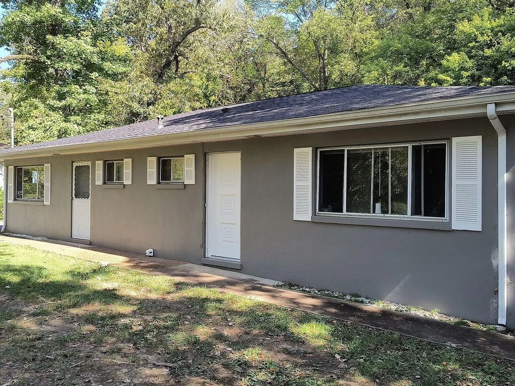 671 Lupton Drive, Chattanooga