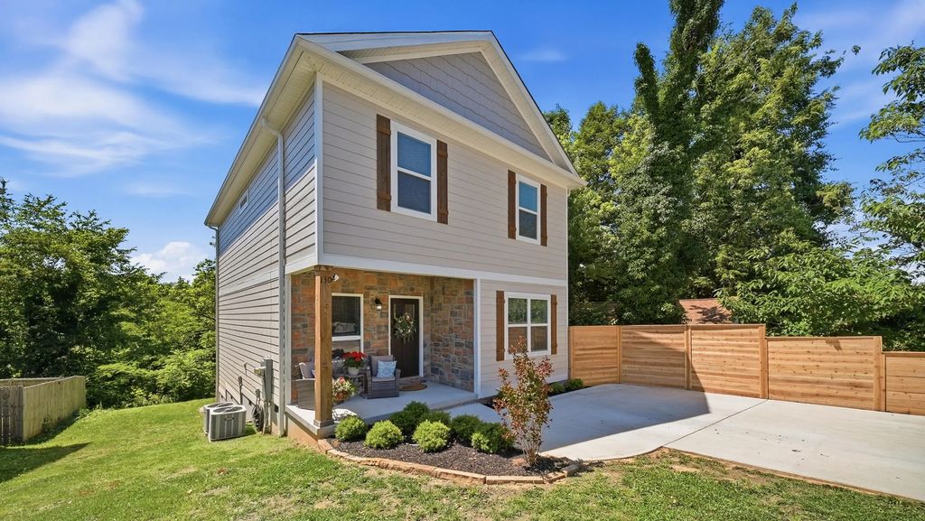 130 Goodson Avenue, Chattanooga