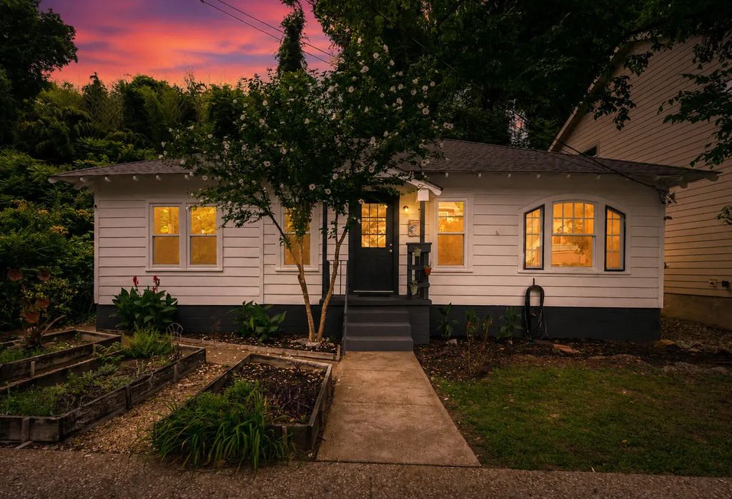 1348 Hixson Pike, Chattanooga