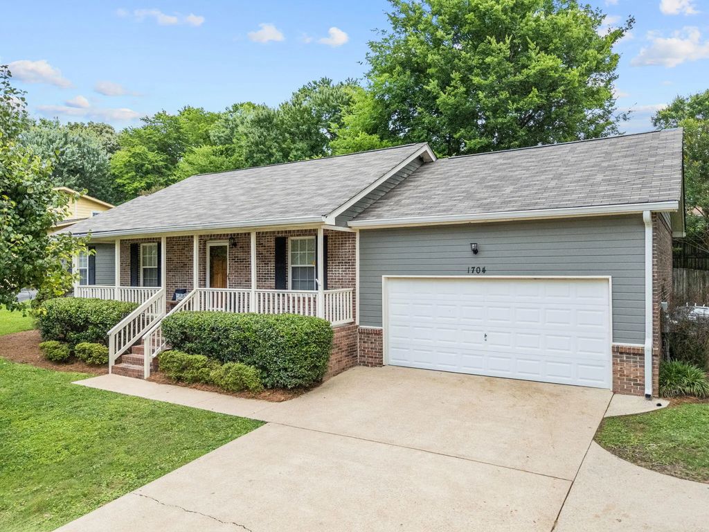 1704 N Concord Road, Chattanooga