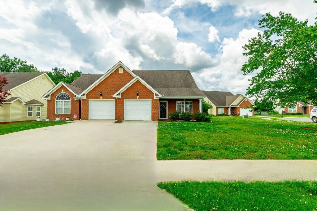 215 Briarstone Drive, Rossville