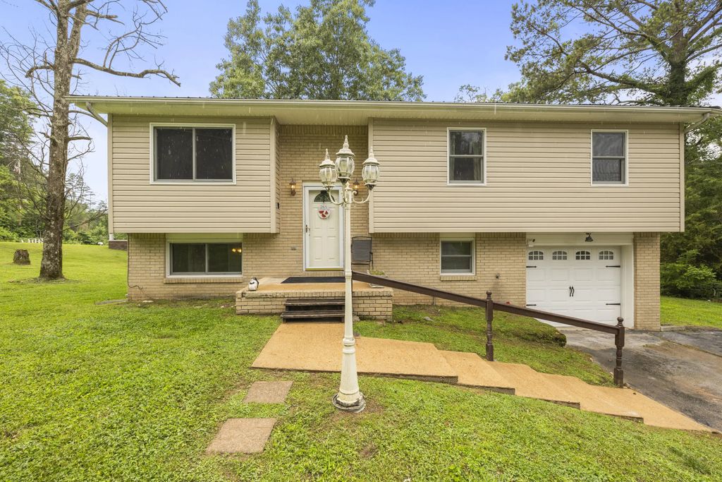 1076 Carol Jean Trail, Hixson