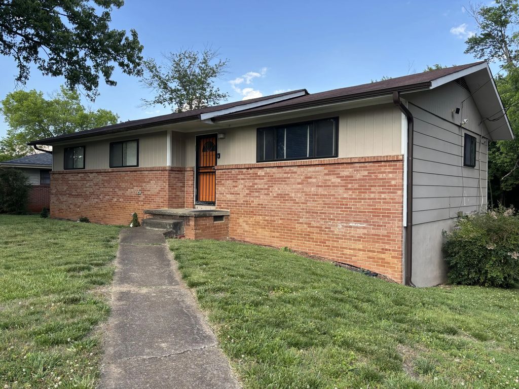 6634 Gary Lane, Chattanooga