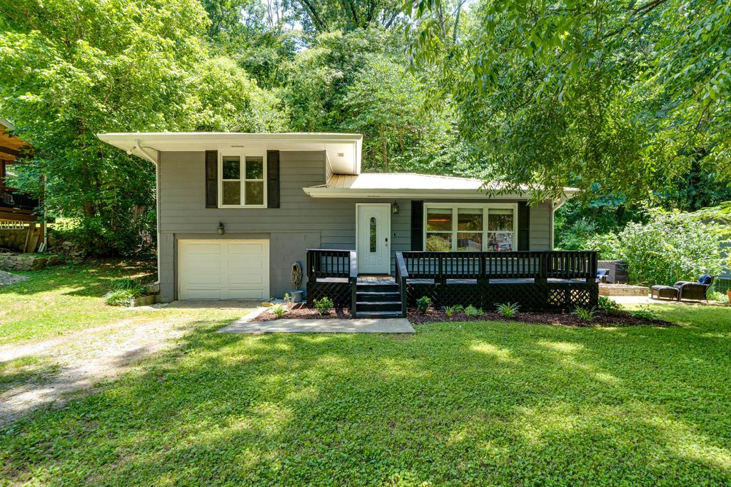 510 Lullwater Road, Chattanooga