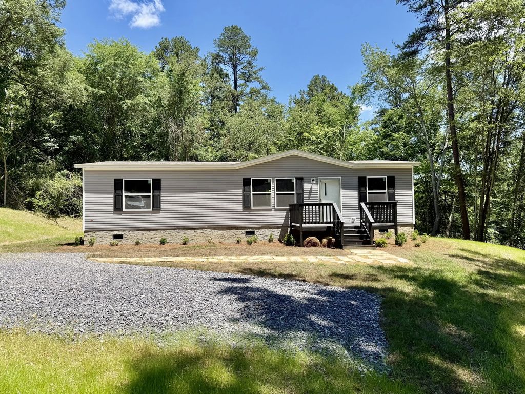 102 Morrison Lane, Ringgold