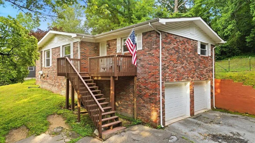 408 Lupton Drive, Chattanooga