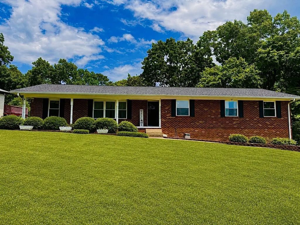 4818 Hillsdale Circle, Chattanooga