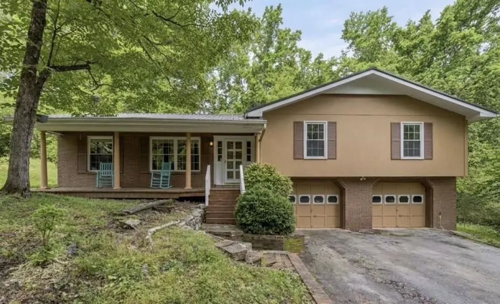 213 Maple Way, Ringgold