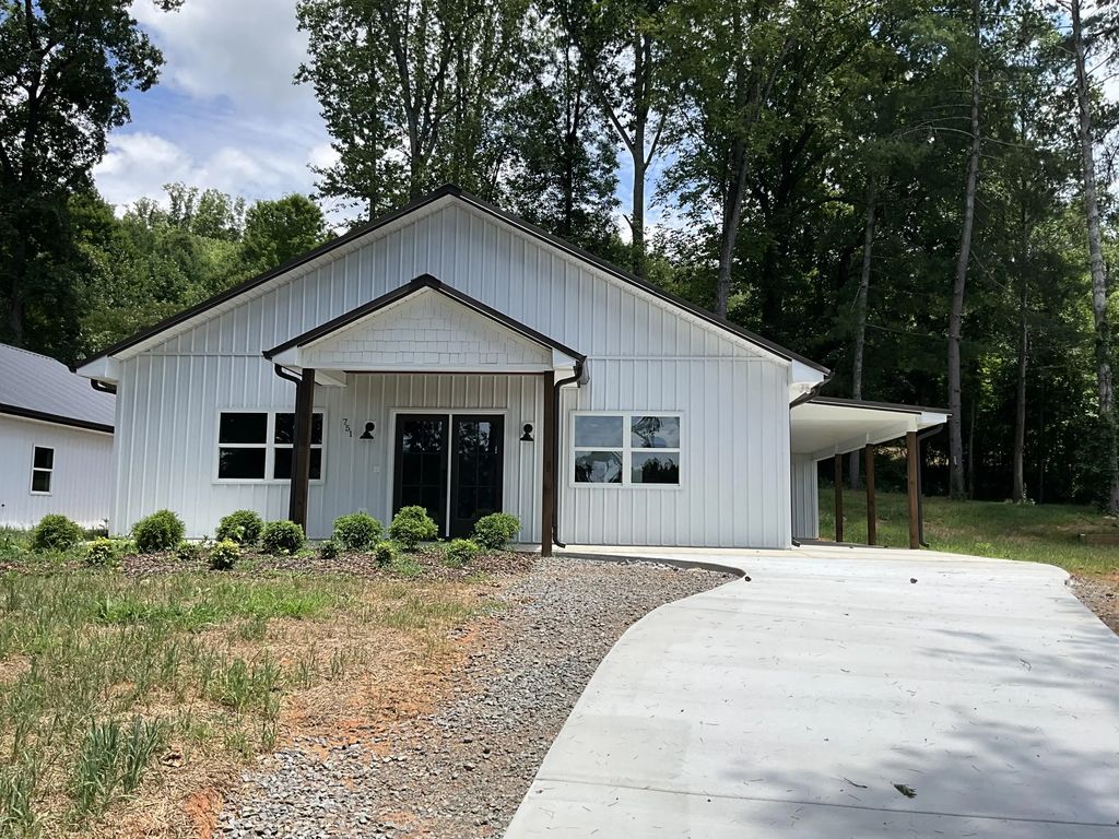 751 Lead Mine Valley Road, Cleveland