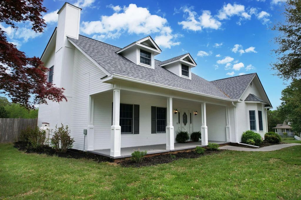 2801 Spring Place Road, Cleveland