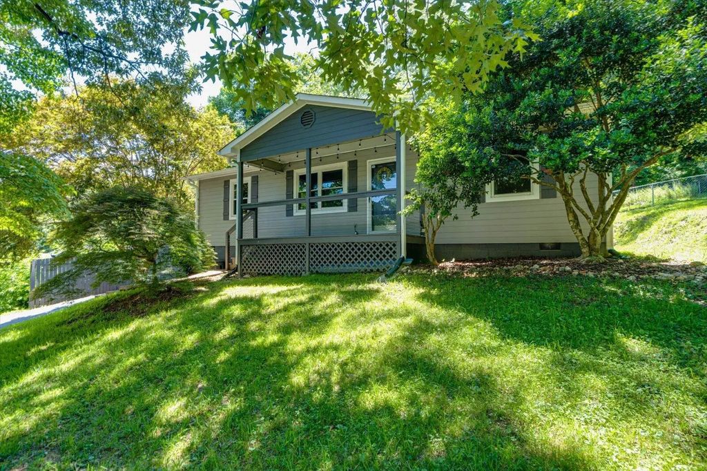 532 Lupton Drive, Chattanooga