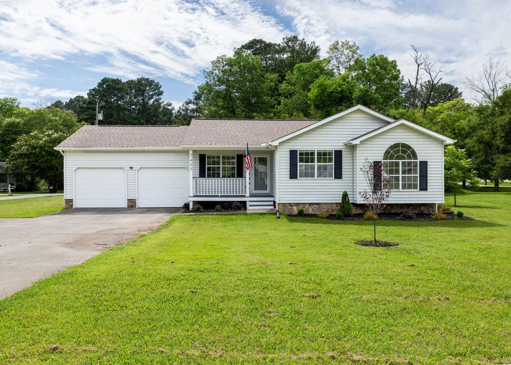 2435 Graysville Road, Ringgold
