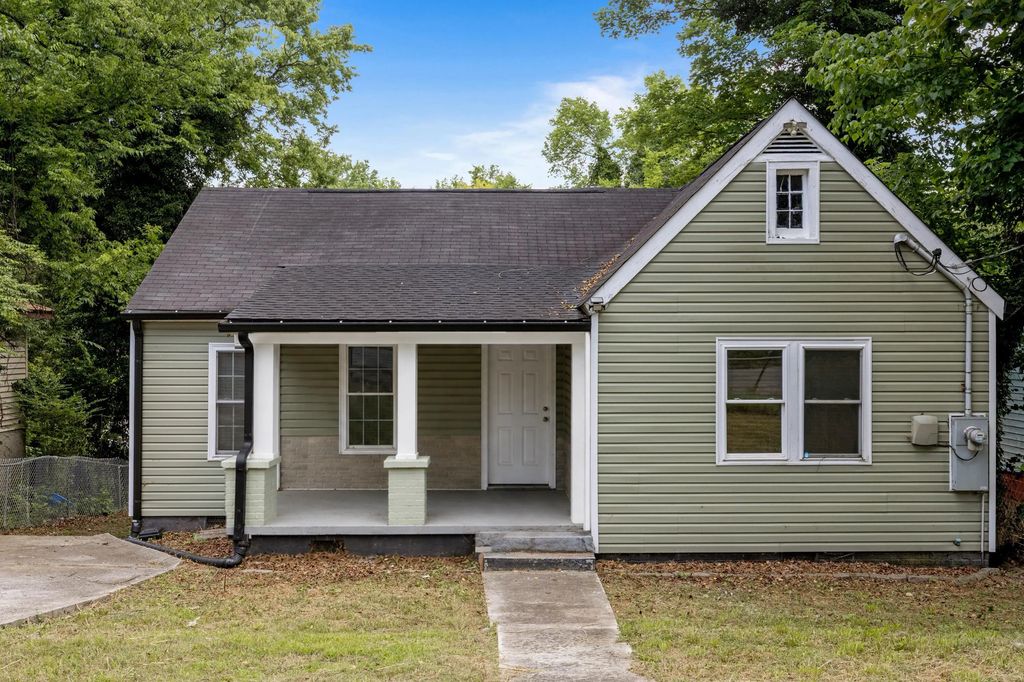 1704 Tunnel Boulevard, Chattanooga